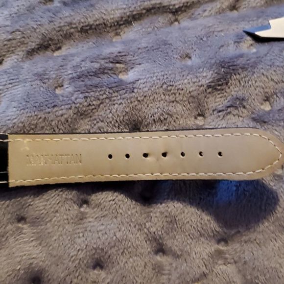 Manhattan by Croton Women's Silver Crystallized Bezel Watch CM404246 Black‎ Band - Picture 11 of 12